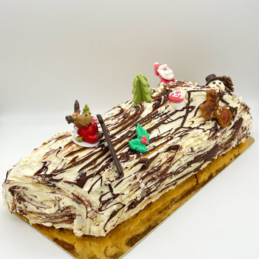 Bûche de Noël (Available all December)