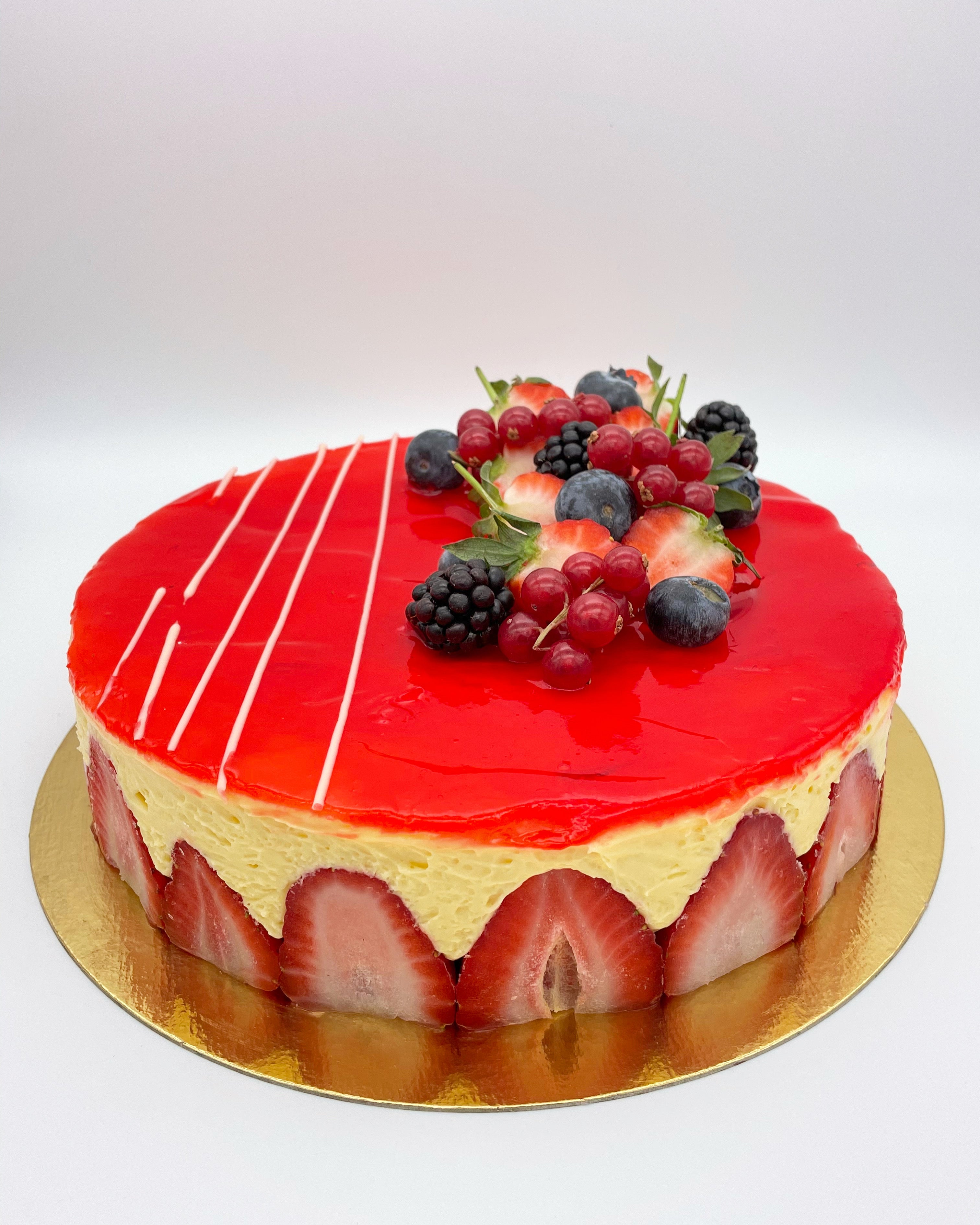 Fraisier (Strawberry) or Framboisier (Raspberry) Cake – Bridge Baker